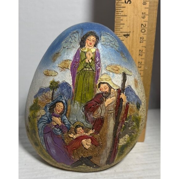 Nativity Scene Figurine Stone Shape 4.25" Tall Christmas Hand Painted Resin - Picture 6 of 7